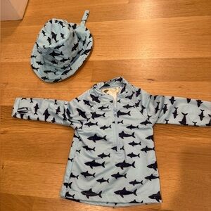 Monica and Andy baby  Rash Guard Swim Set with Sun Hat 3-6 months